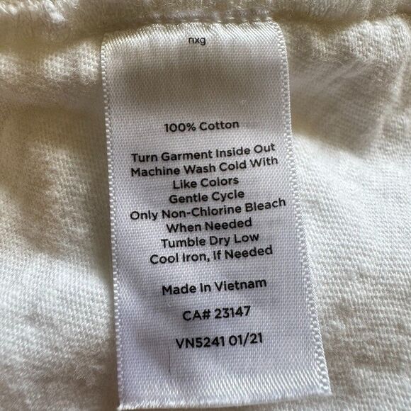 T by Talbots Women's Size MEDIUM 100% Cotton Yellow/White Color Block Tee Shirt - Picture 4 of 4